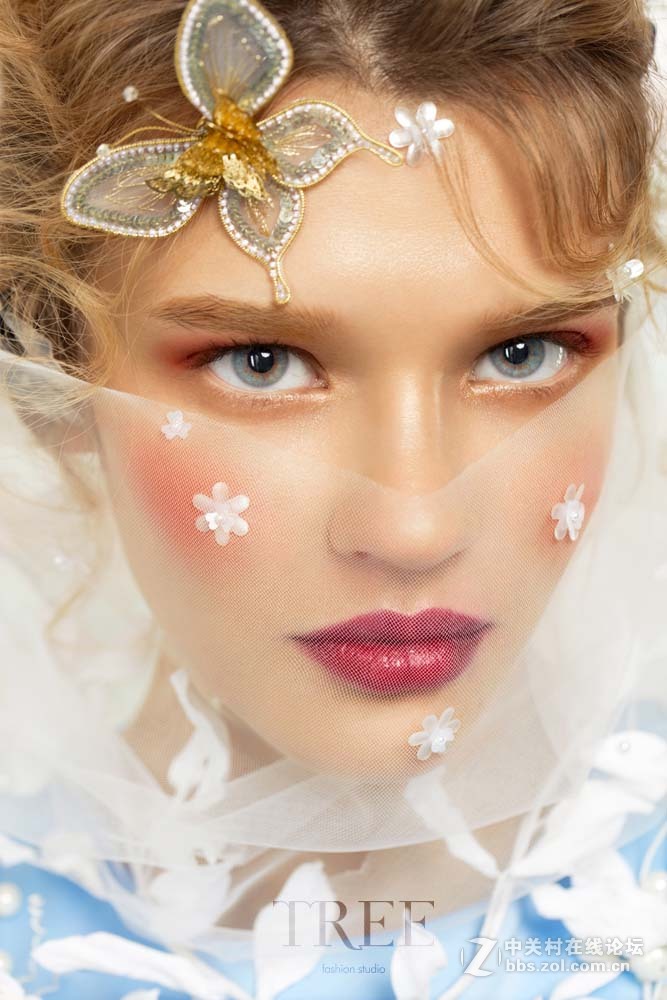 摄影师杨子坤——高级定制碰上油画——大树时尚