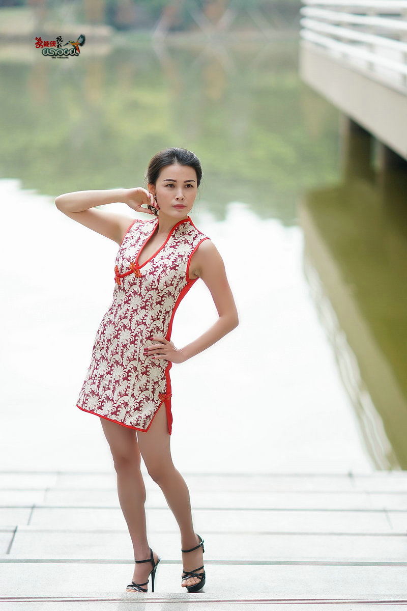 广工短旗袍外拍人像bf老家