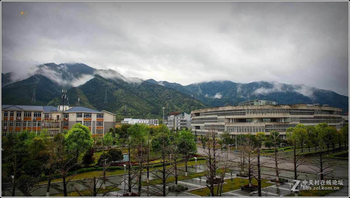 泽尼塔尔鱼眼-------烟雨校园