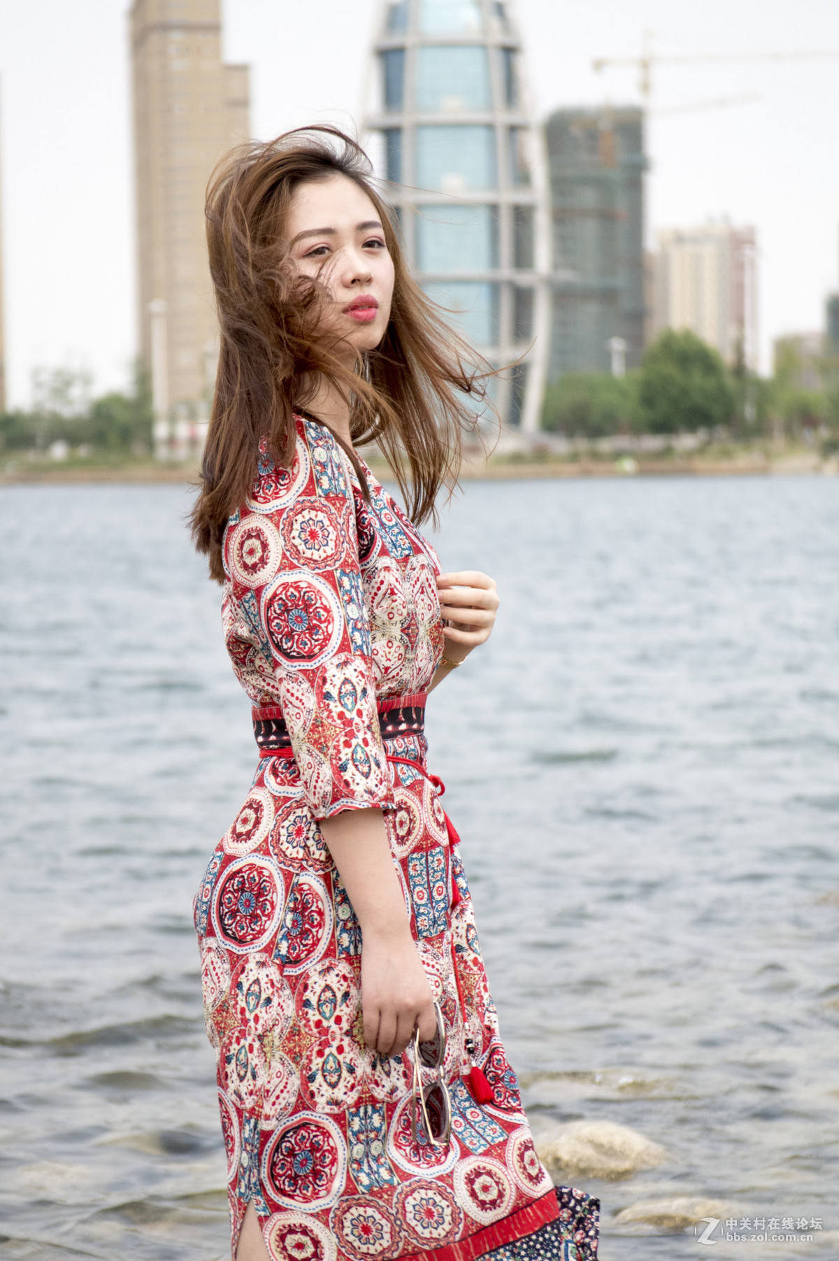 与女神一起去看百合花海