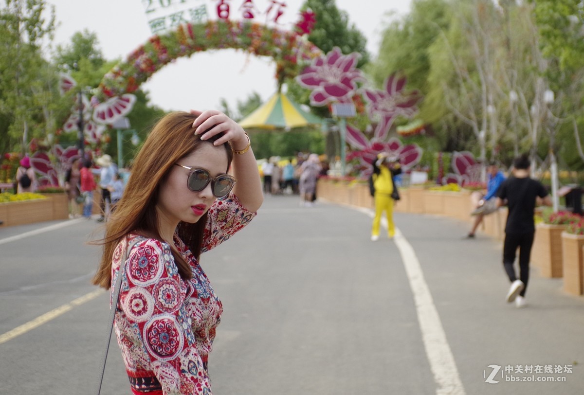 与女神一起去看百合花海