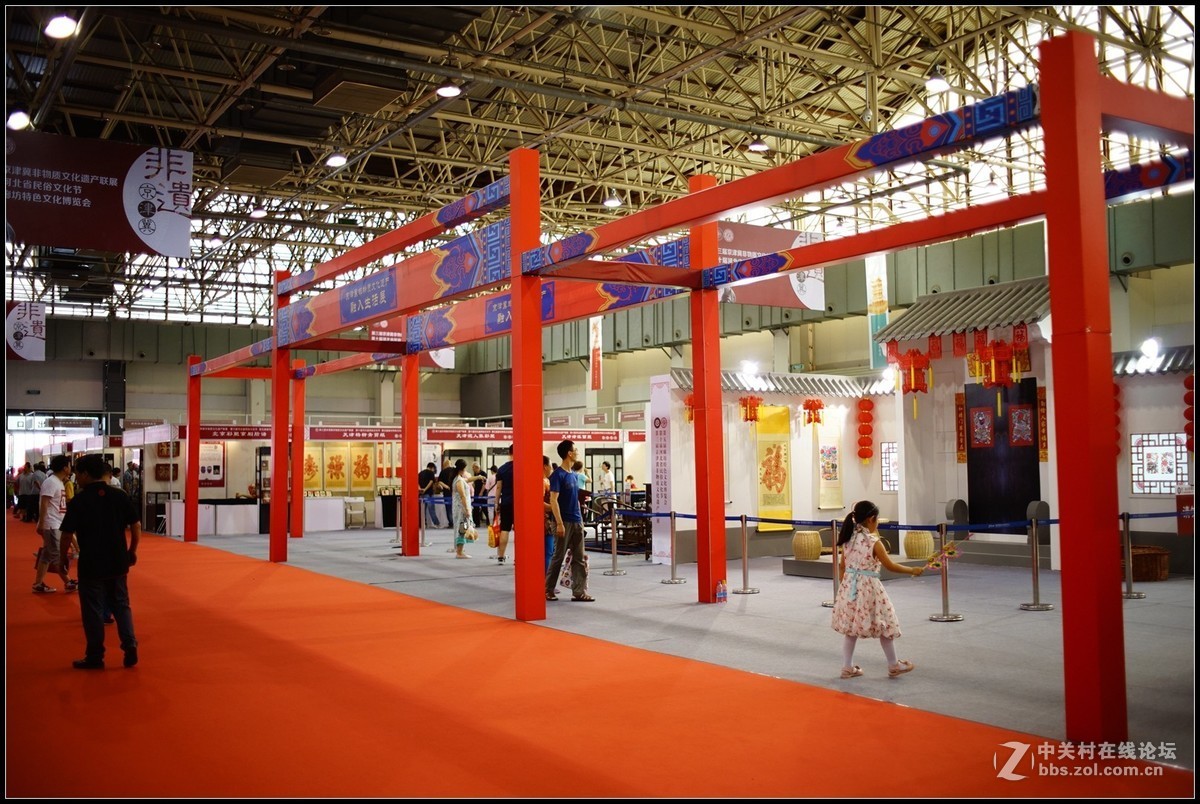 民间工艺品展览上拍的几张小品