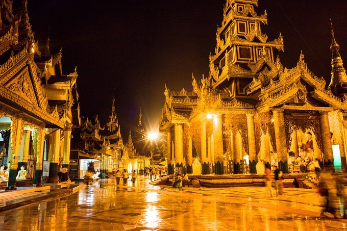 澫沣维加斯报道