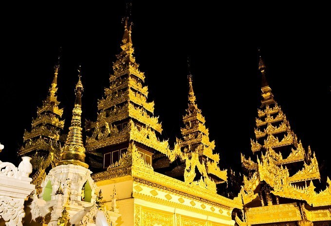 澫沣维加斯报道