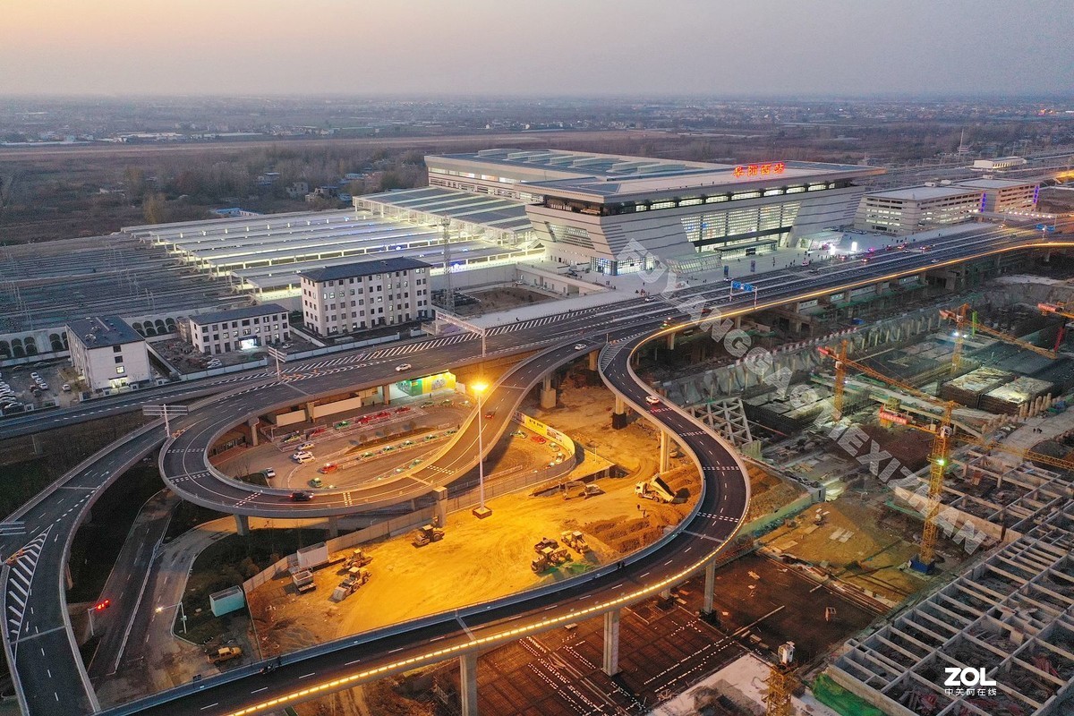 阜阳高铁西站夜景