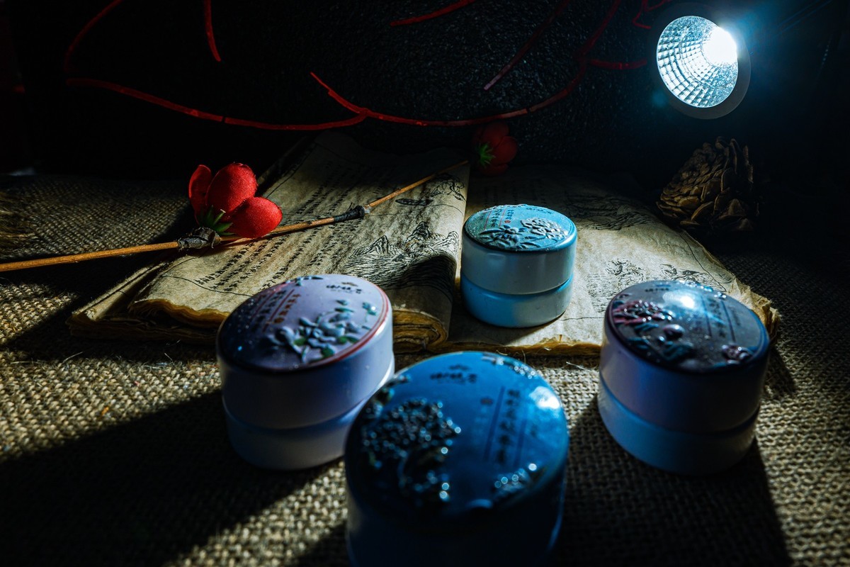 Z50套头拍小品，看F3.5的虚化。（ 附用户体验 ）