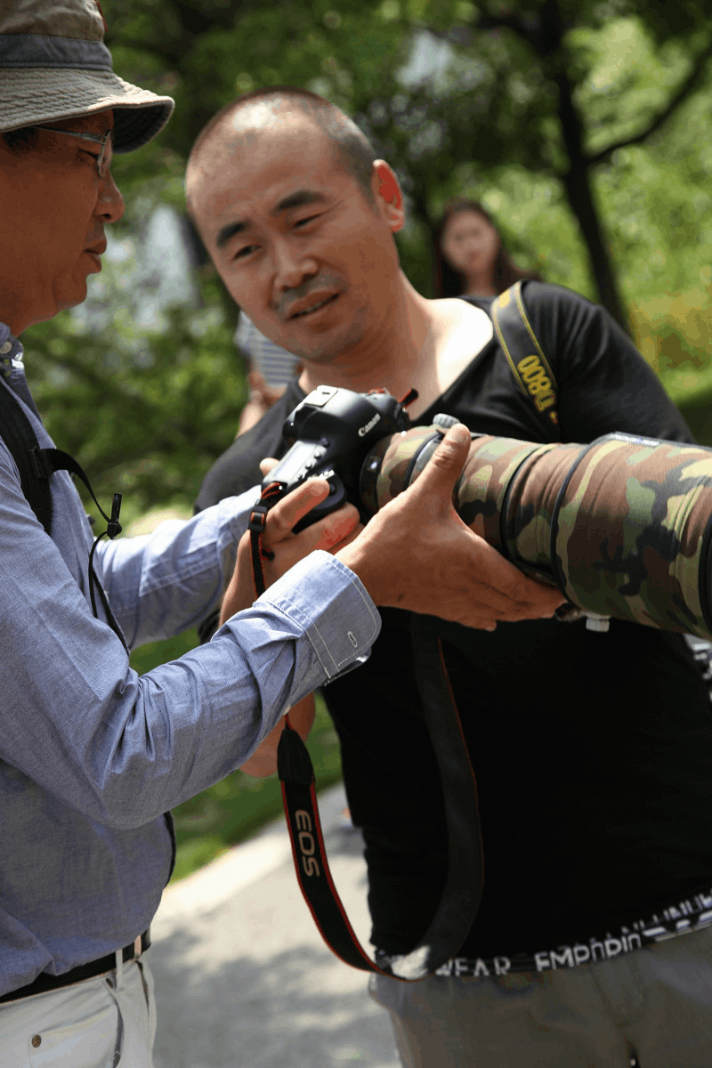 又是一年中秋节，每逢佳节倍思亲！