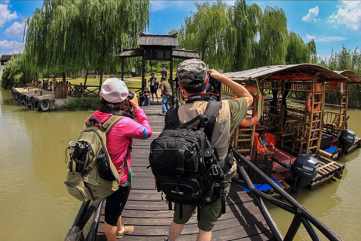 又是一年中秋节，每逢佳节倍思亲！