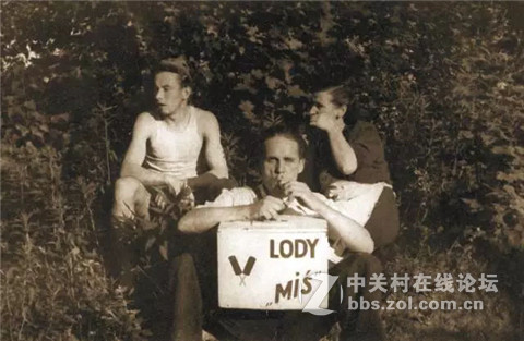 你与夏天，只差一支Crycan格里肯冰淇淋的距离