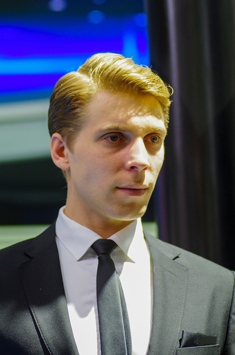 K50+图丽80-200 2.8车展随拍