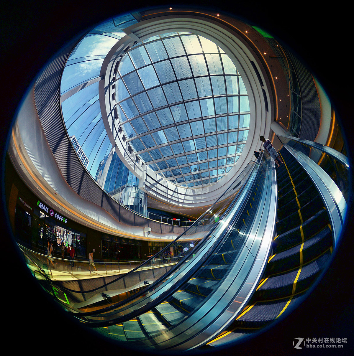 初试鱼眼对建筑艺术的极致演绎