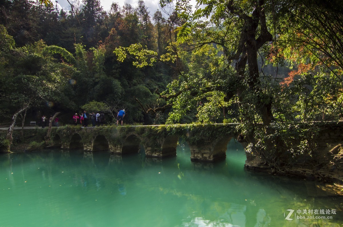 荔波小七孔桥——向老阿老师、北京老孙老师、城南老宋老师学习，向摄友老师们学习。