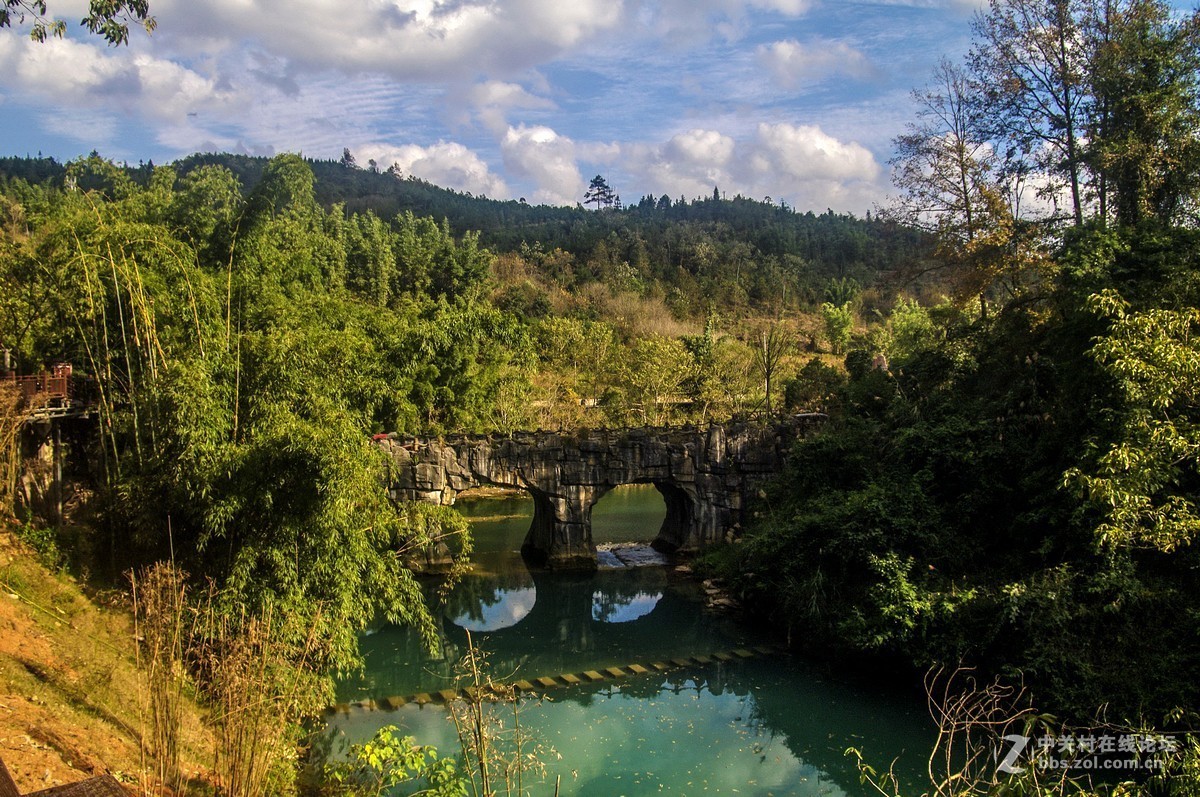 荔波小七孔桥——向老阿老师、北京老孙老师、城南老宋老师学习，向摄友老师们学习。