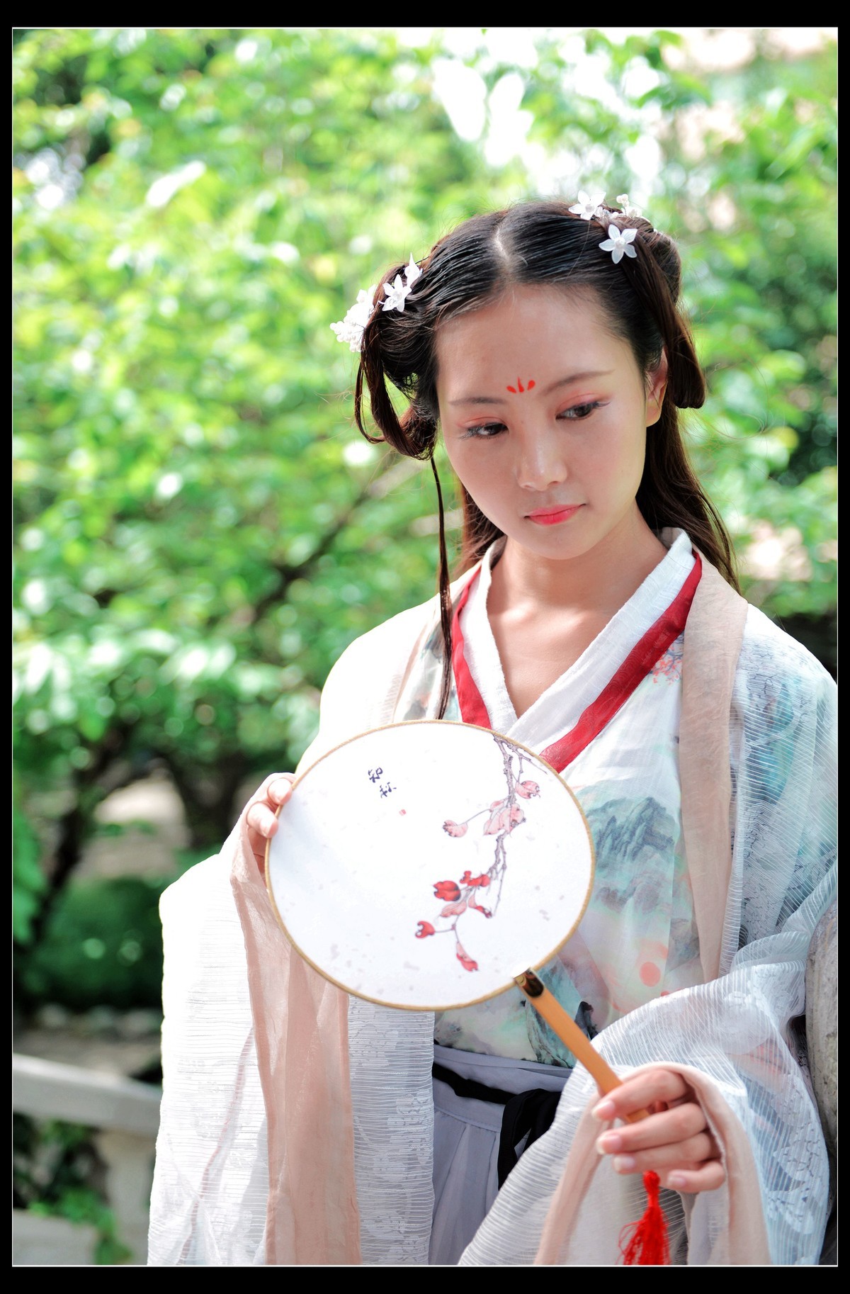 汉服古装片小家碧玉俏佳人