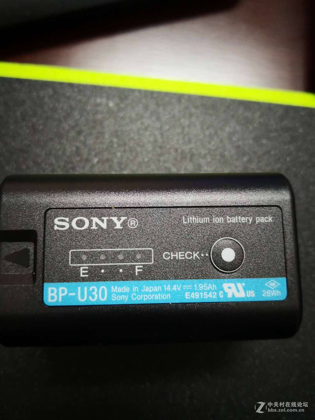 电池BP-U30，原装存储卡SXS128G 低价转让