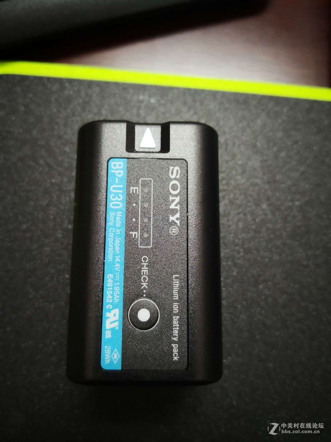 电池BP-U30，原装存储卡SXS128G 低价转让