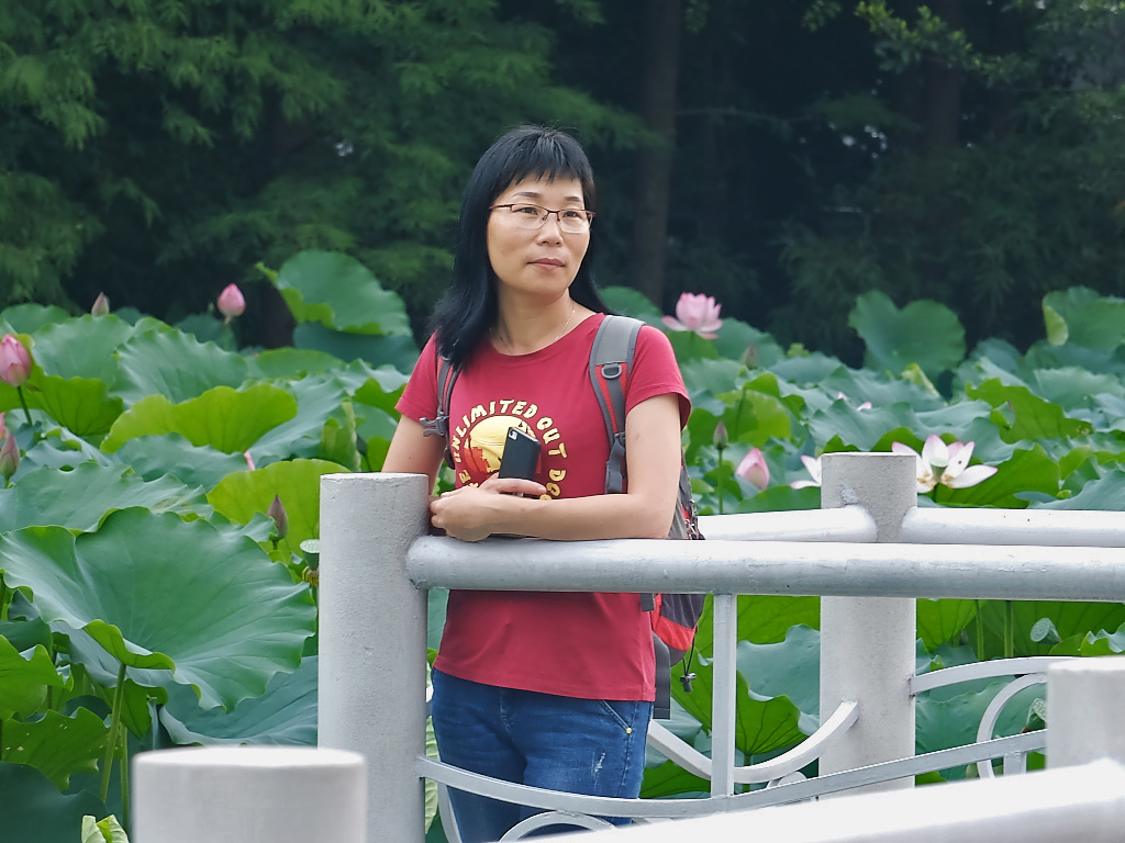 公  园  赠  拍 （三十二）