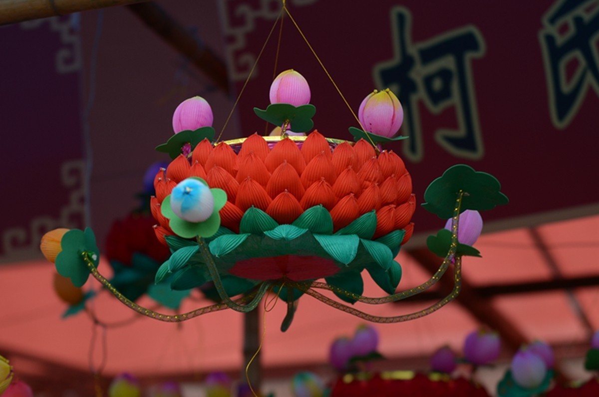 春节夫子庙花灯市场全扫描。