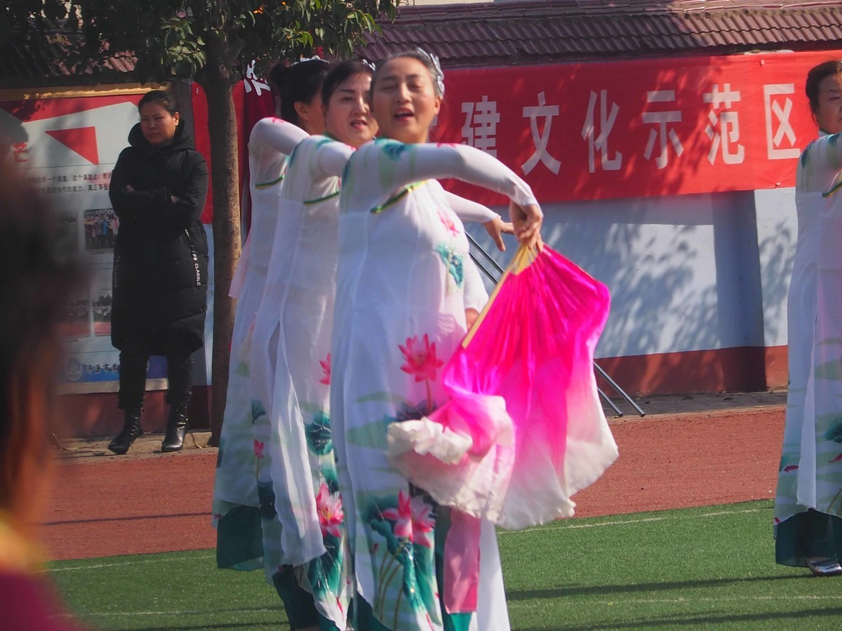 十五节日前检阅