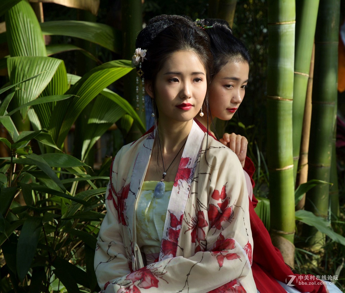 16--85蹭拍美女