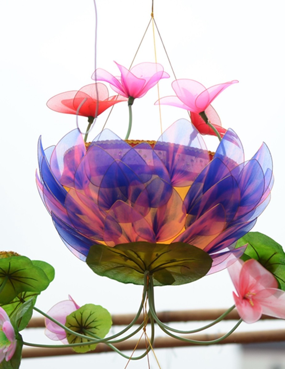 春节夫子庙花灯市场全扫描。