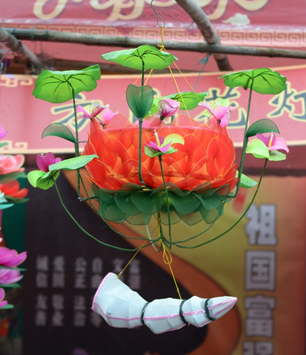 春节夫子庙花灯市场全扫描。