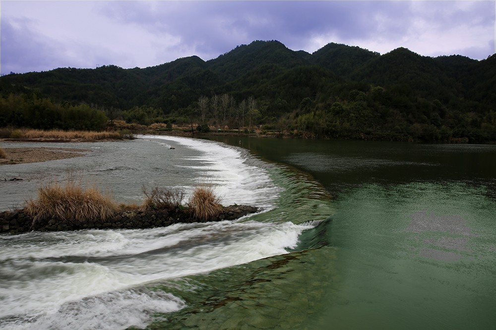 青山丽水间的古堰画乡