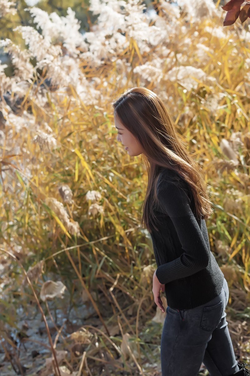 腾龙70210抓拍芦荡佳人