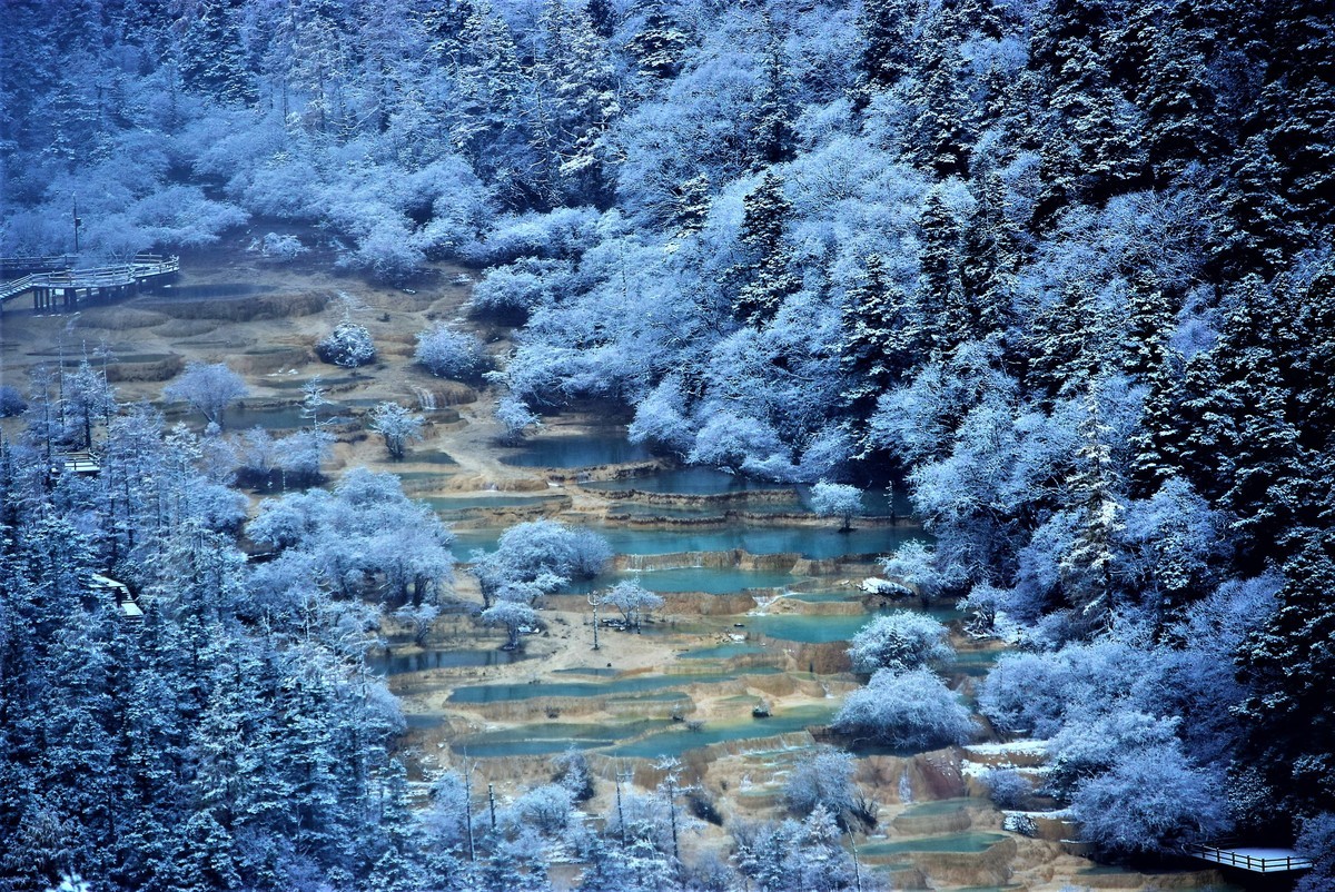 黄龙初雪