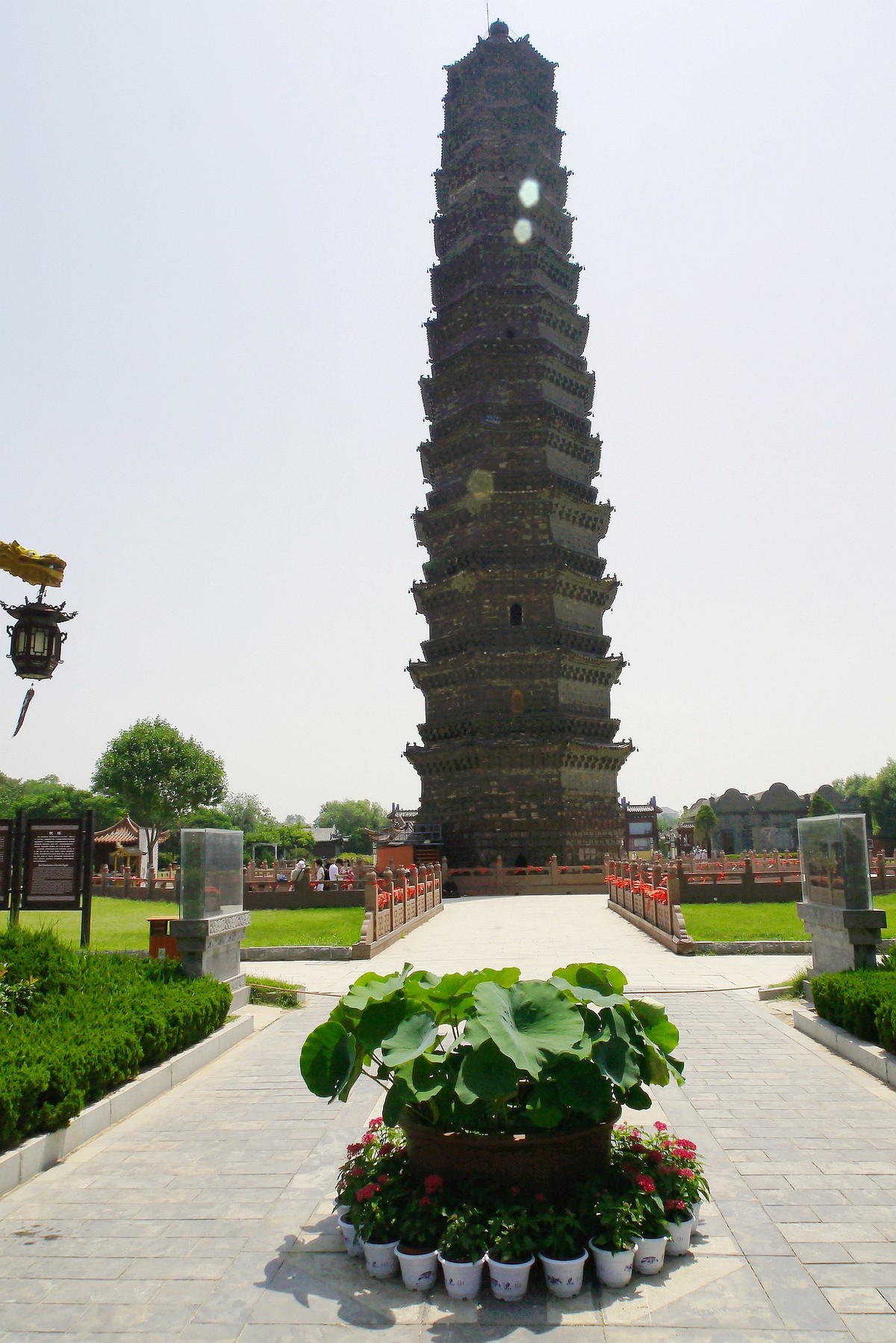 鐵塔頌開封鐵塔公園二