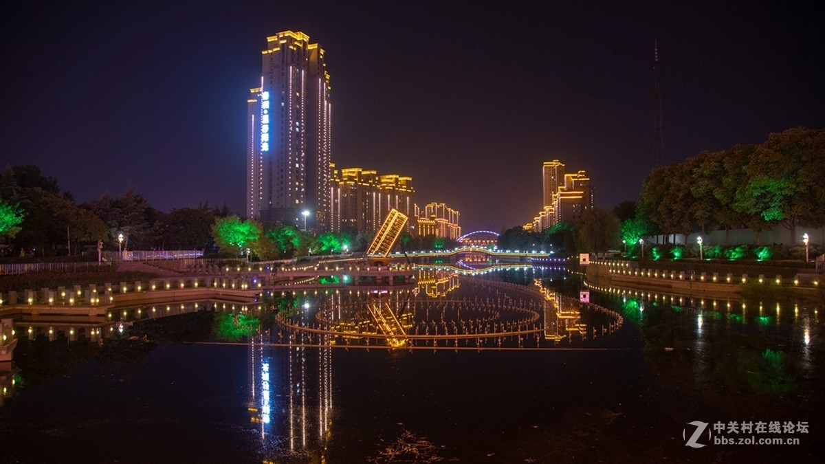 商丘帝和广场夜景