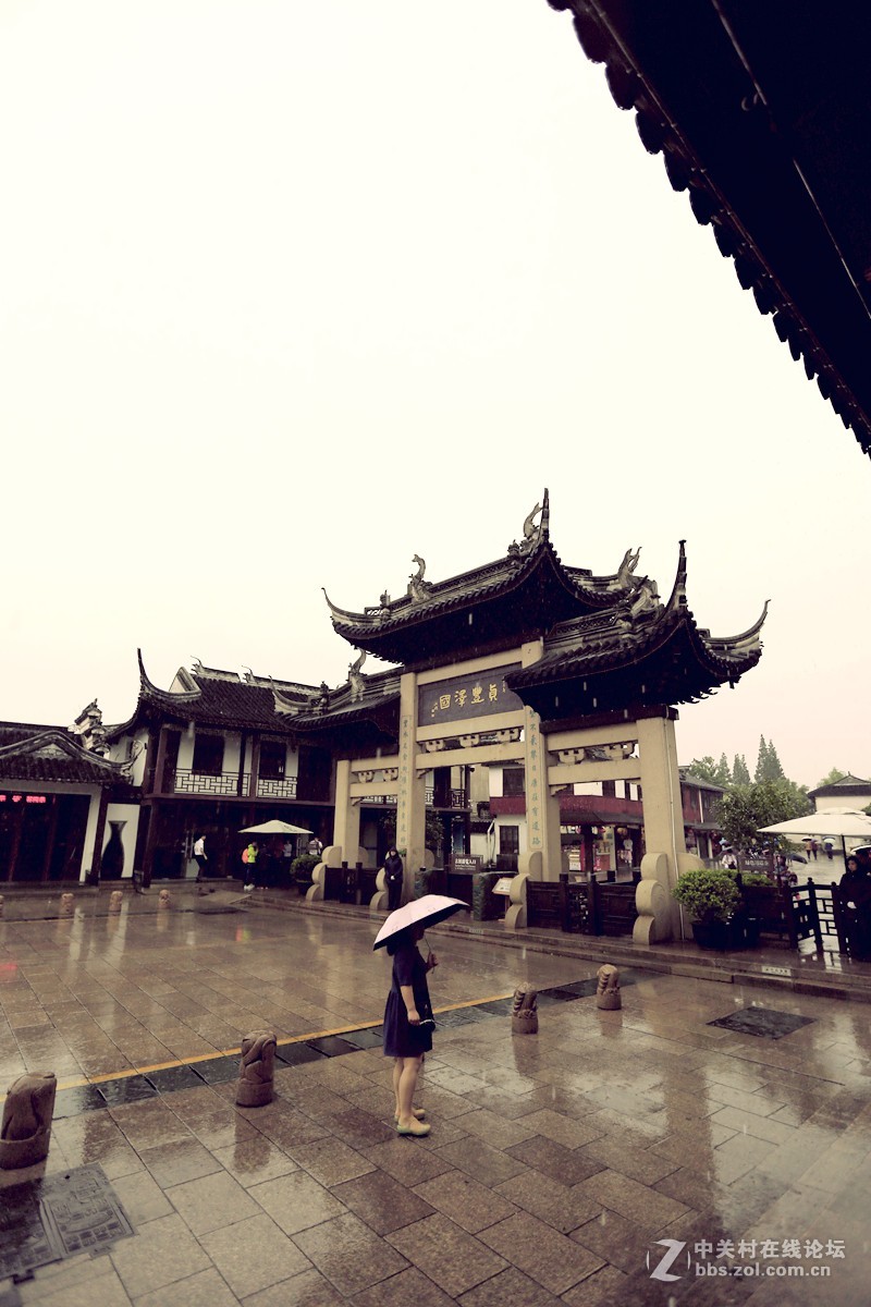 江南形胜烟雨周庄