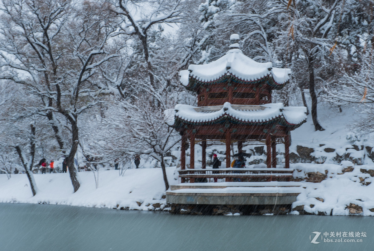 避暑山庄的雪