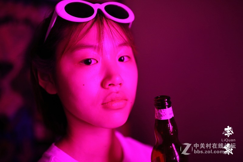 摄影人李泉：换个姿势拍照