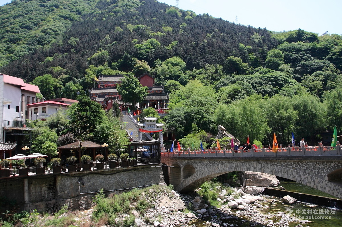 和夫人一起过“五一”