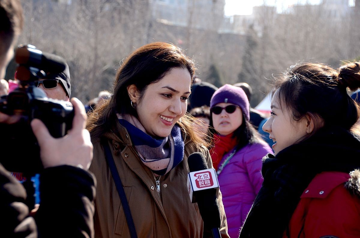 国 际 凤 情 节 ----- 抓   拍