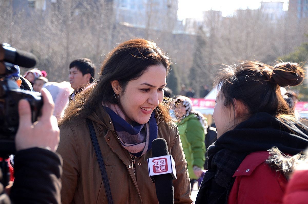 国 际 凤 情 节 ----- 抓   拍