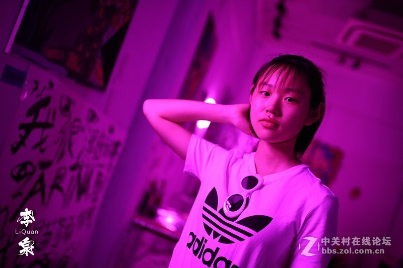 摄影人李泉：换个姿势拍照