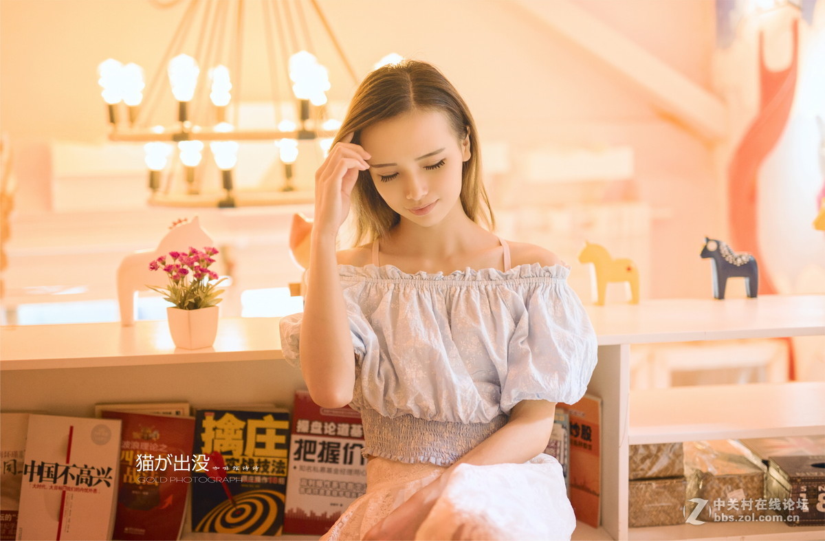 S50 F1.4ART(猫出没咖啡馆....人像)