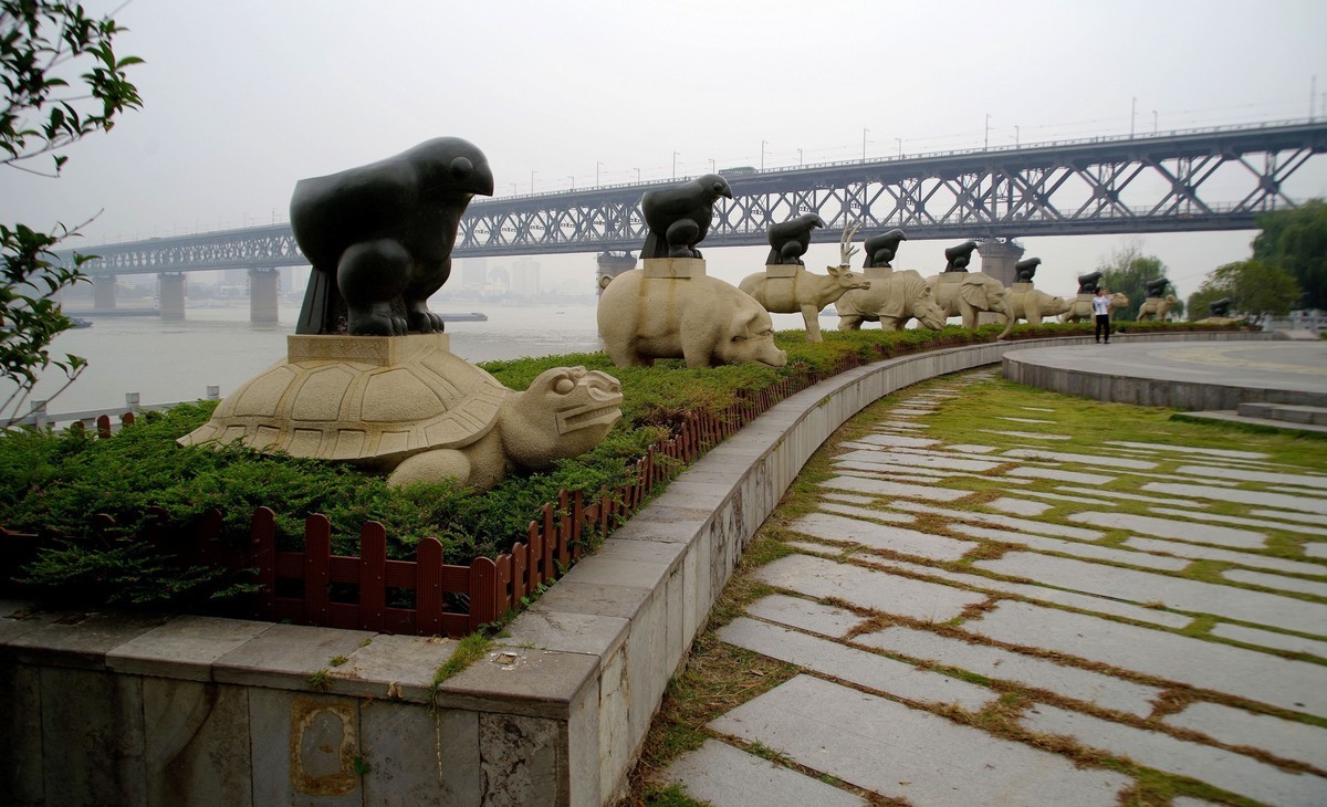 武汉印象----汉阳江边随拍！。。。。。。