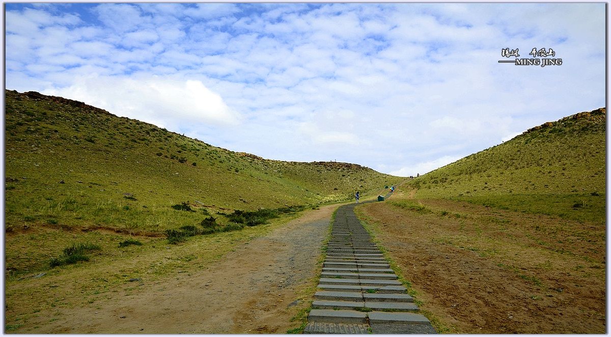 锡林郭勒草原 —— 平顶山。（二）