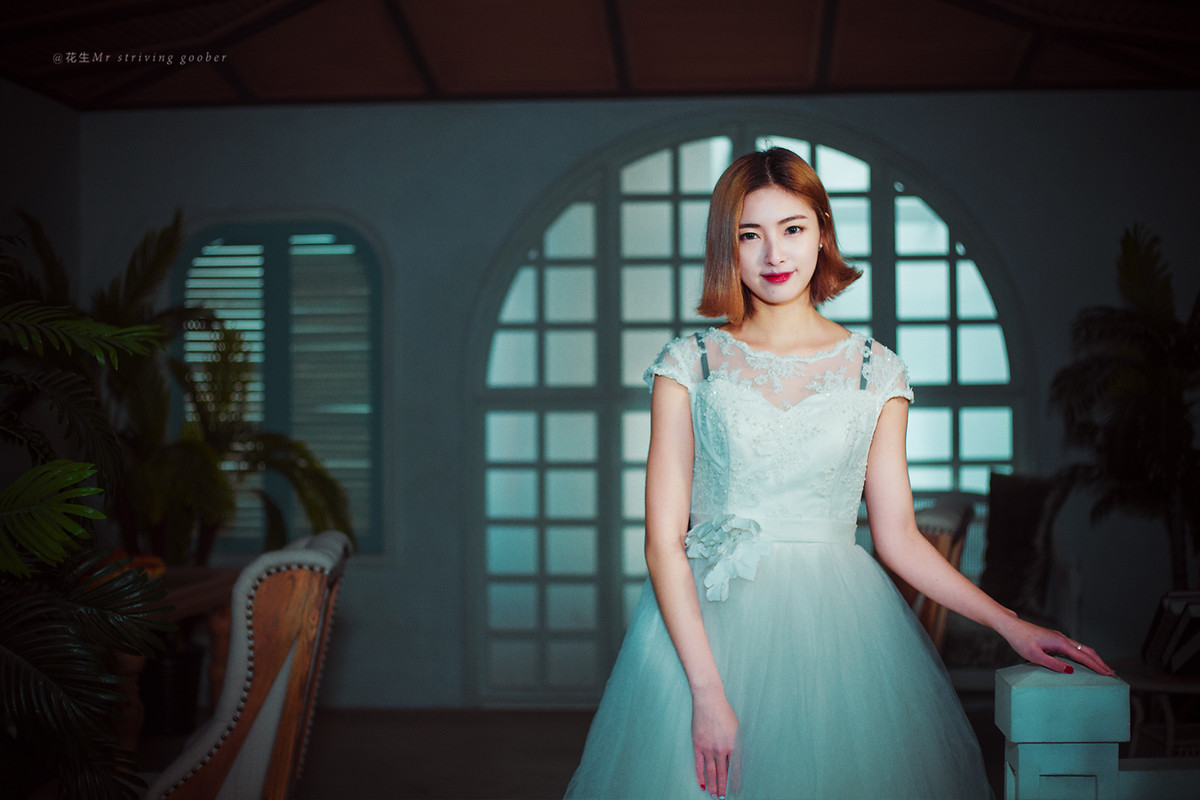 Peanut Vision·咸蛋超人的微蓝色婚纱