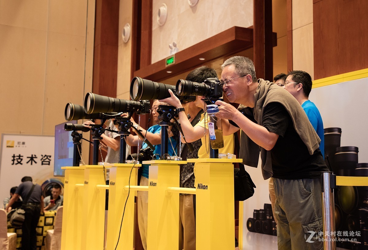 尼康摄友会    之      帅哥美女