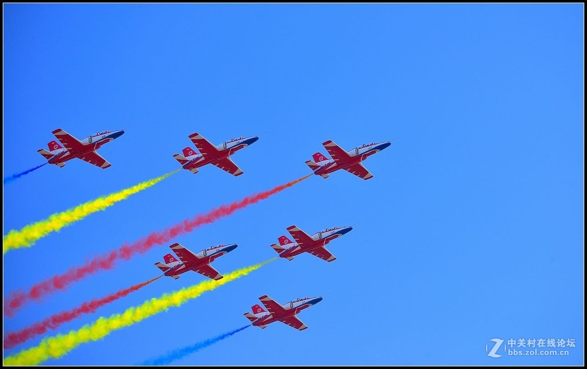 珠海航展之【红鹰K8】2