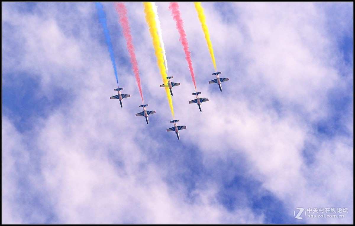 珠海航展之【红鹰K8】2