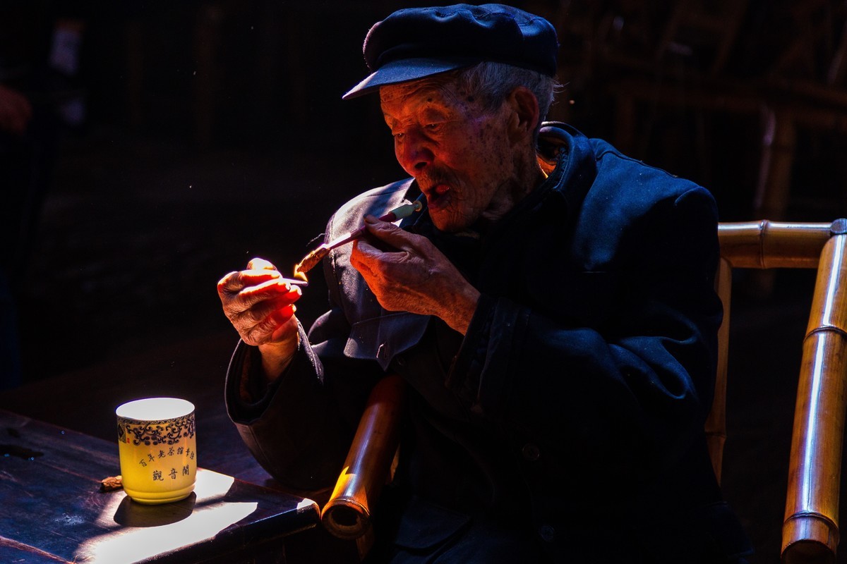 老茶馆，老茶客