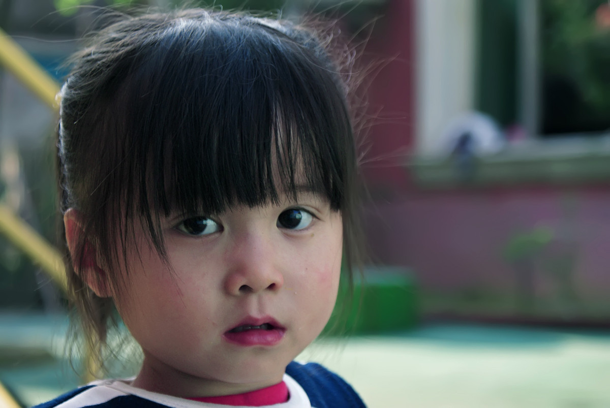 天真可爱大头娃