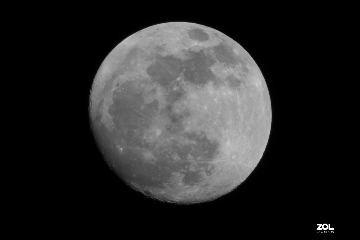 8月15圆月