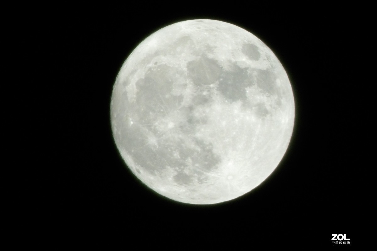 8月15圆月