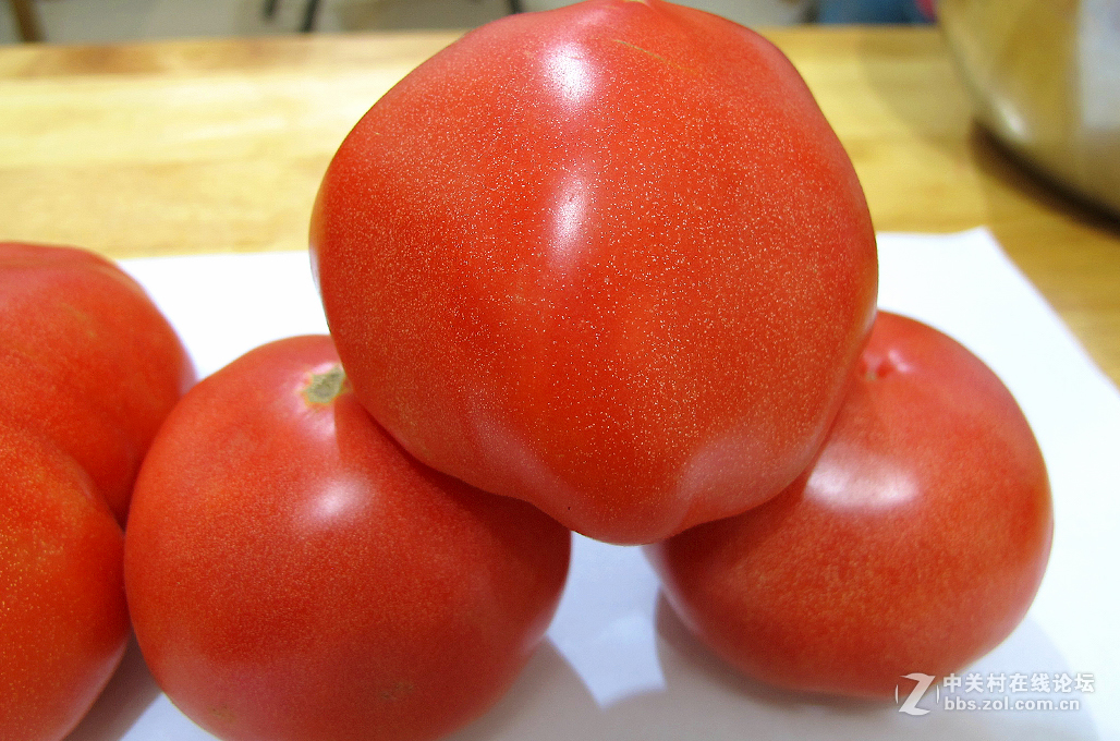 两年前入手G12，纯属新手，闲来偶尔摆弄。加入星空(中国)，真诚向摄友求教。